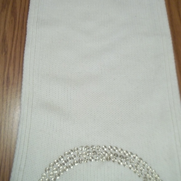 Woman's Michael Kors Bling Scarf 72'' X 10'' - Picture 7 of 7